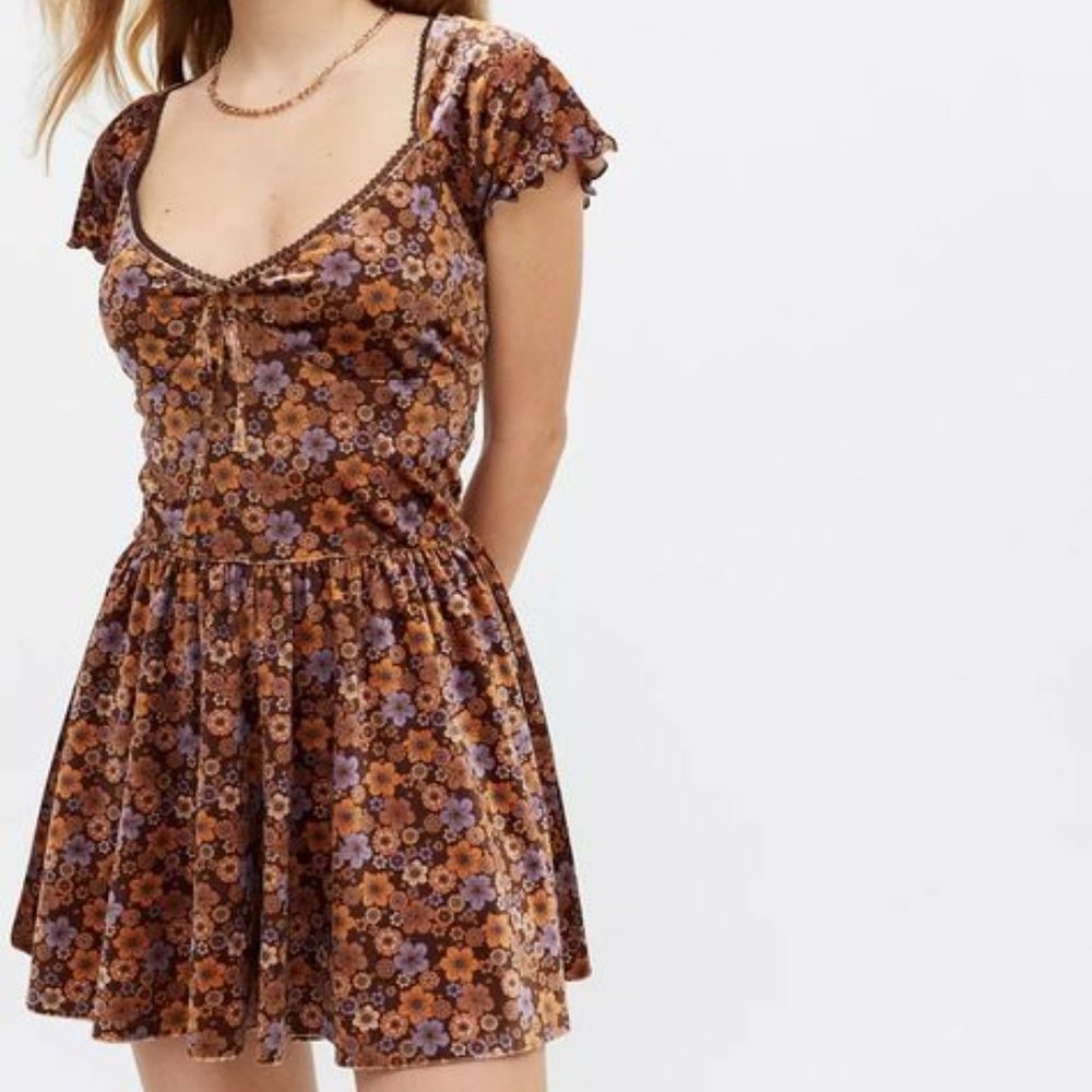 UO Brown flowers Velvet Milly Romper S